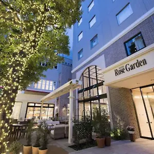 מלון Rose Garden Shinjuku, טוקיו